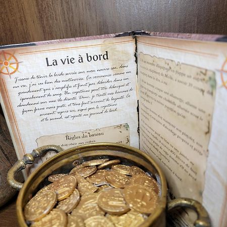 Le Repaire Des Pirates Logement Magique Sainte-Croix-en-Plaine Luaran gambar